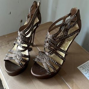 Bronze stiletto pumps, gently used. Size 10B/40